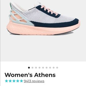 Kizik Sneakers-excellent condition- worn 3 times. Super cute and slip right on!